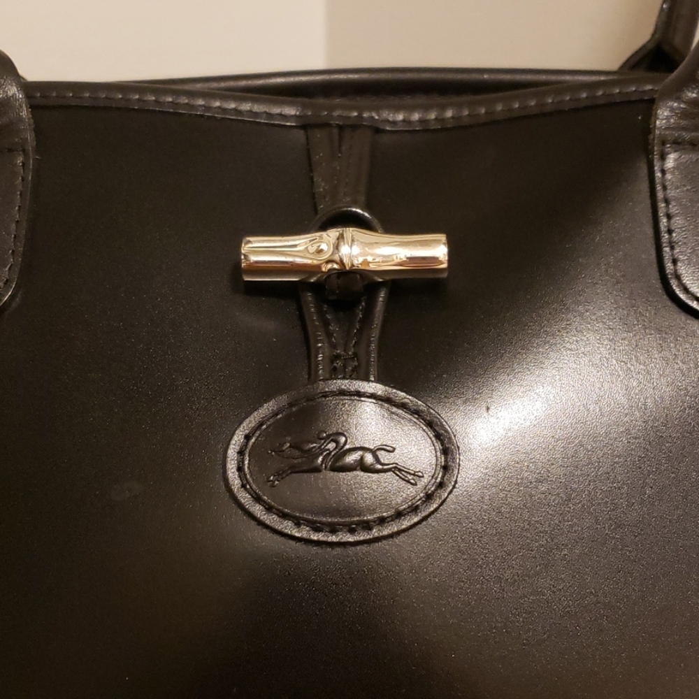 Black Longchamp Roseau Domed Shoulder Bag - Picture 2 of 13